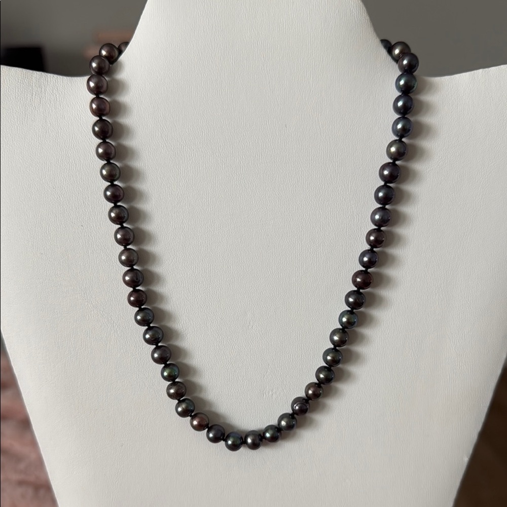 Elegant Faux Black Pearl Necklace with Gold-Tone Fish Hook Clasp